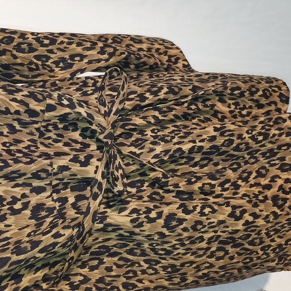 Tomorrow’s Mother leopard print top size medium - Picture 6 of 10